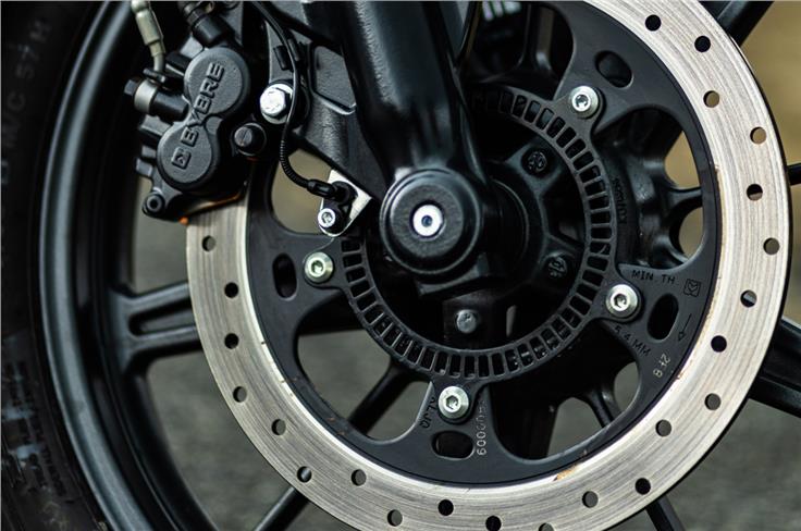 Bybre brakes on the Royal Enfield Super Meteor 650 